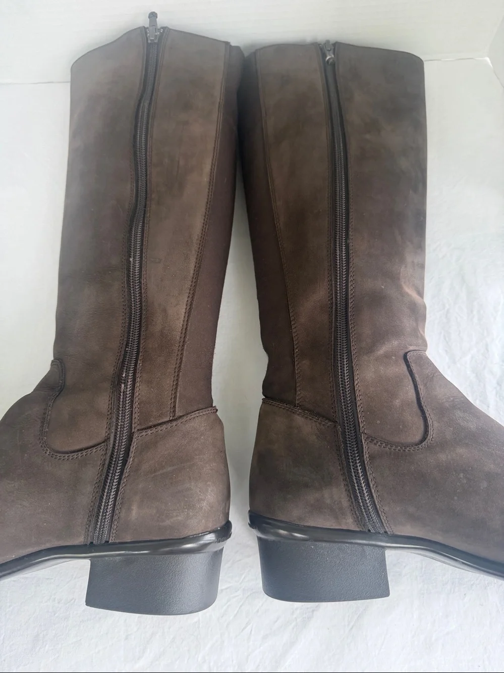 Donald Pliner Sz 9.5 Chocolate Brown Leather Air Touch Systems Tall Riding Boots